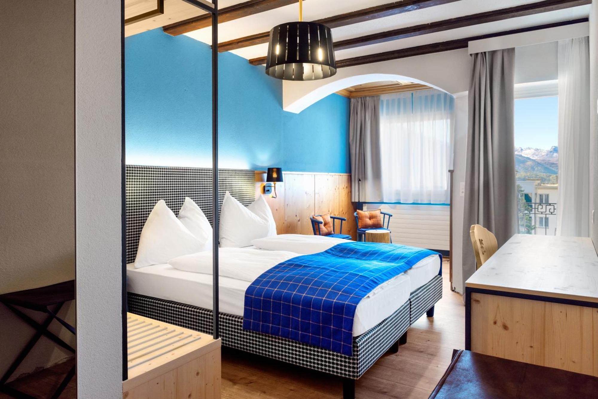 Hotel Baeren St. Moritz Bilik gambar